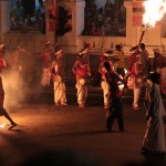 Danseurs lors de la Perahera