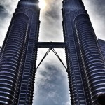 Les fameuses Petronas Twin Towers: 88 étages pour 452 mètres !