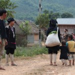 Les vêtements traditionnels des Lantans