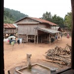 Le puits (et la douche) du village