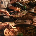 L'atelier de fabrication de Cheroot, le cigare birman